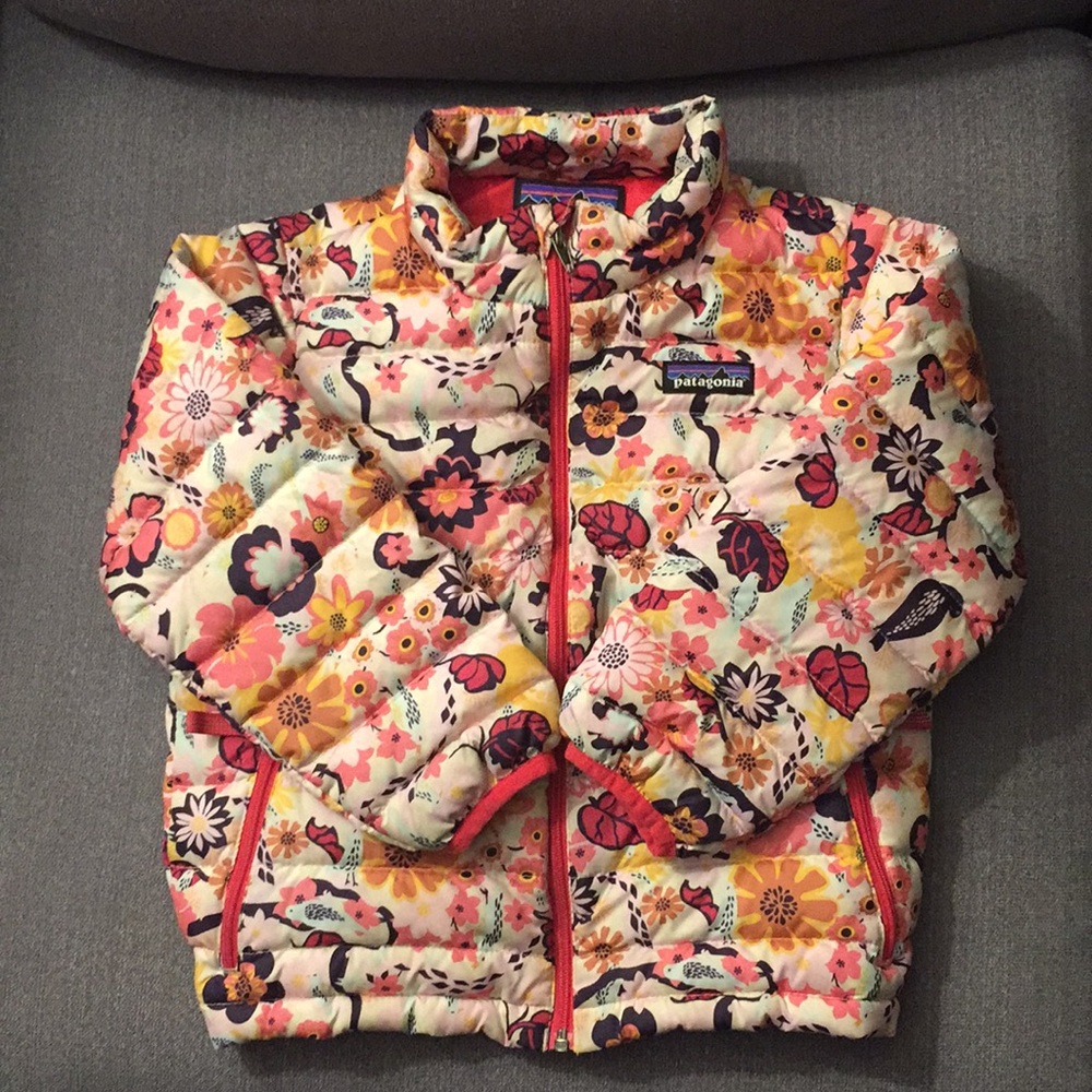 Patagonia little girls down coat